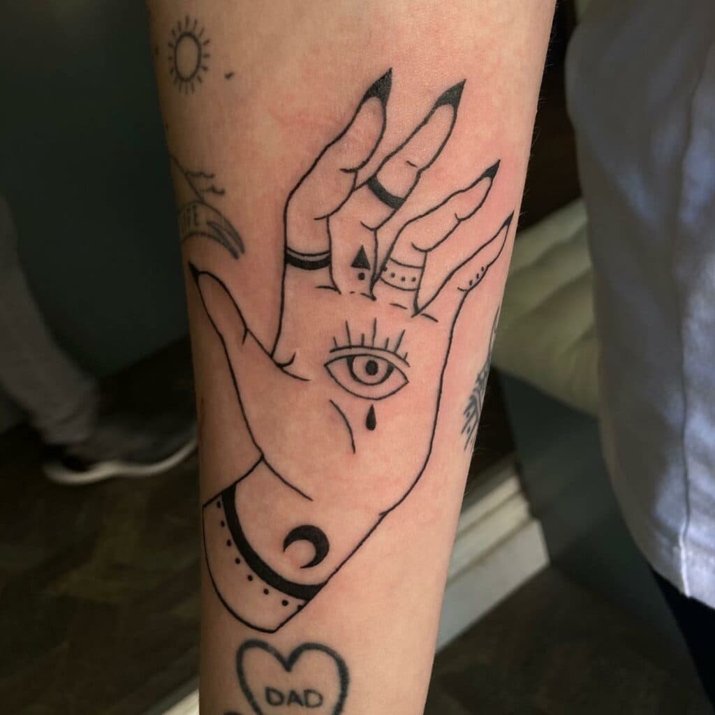 Ladyluck Tattoo